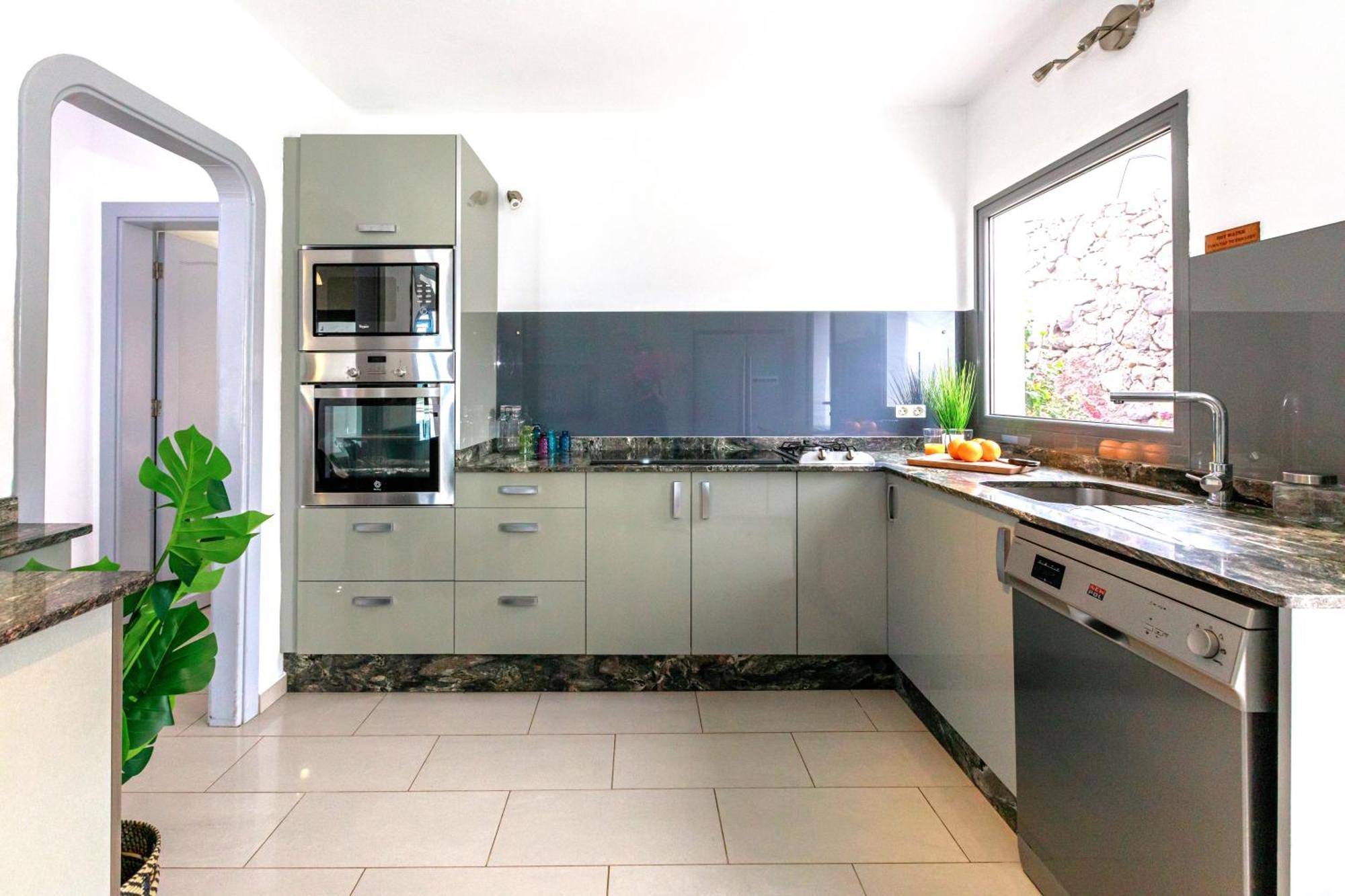 Luxus Villa Mit 5 Schlafzimmern, Heated Pool, Ps4, Fitnessraum Tabayesco Buitenkant foto